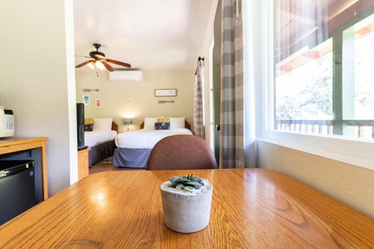 Buckeye Tree Lodge Three Rivers Ngoại thất bức ảnh