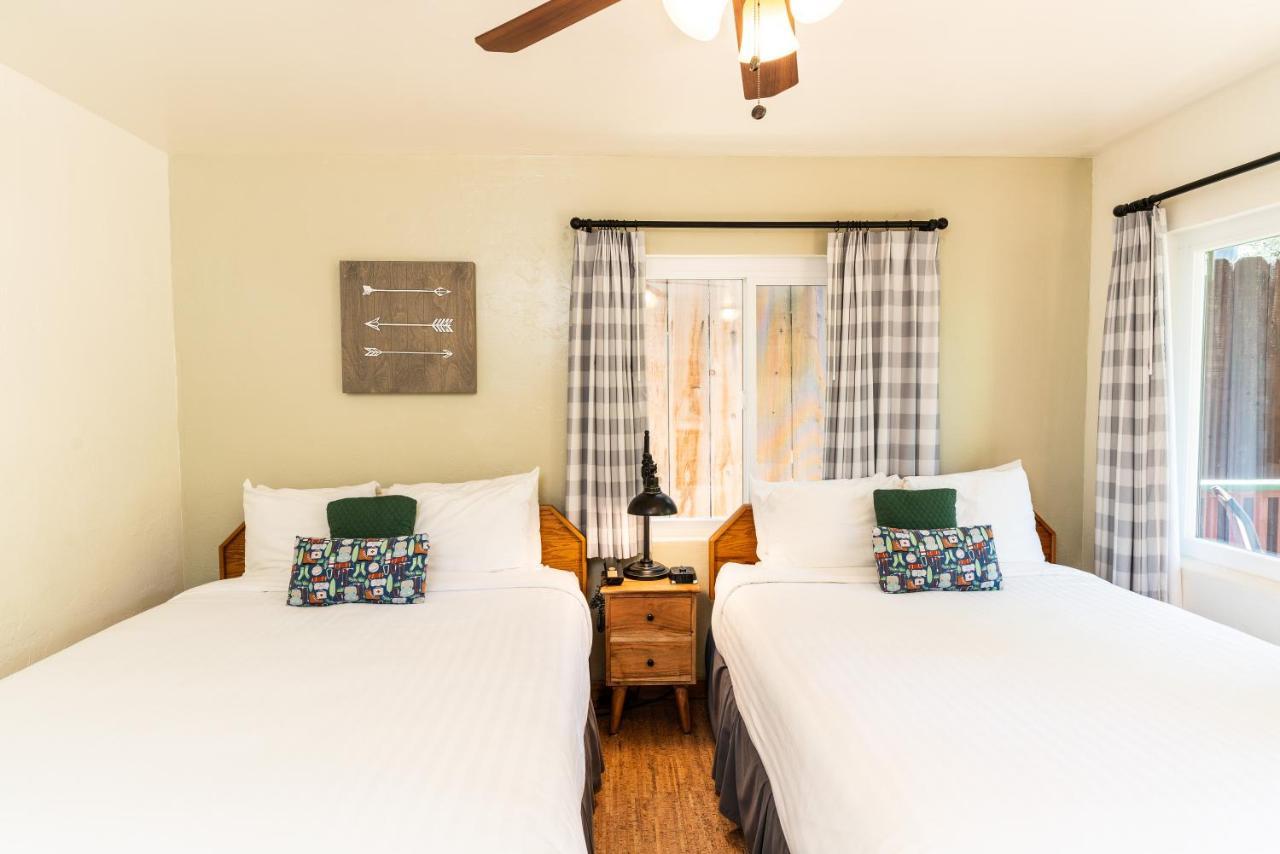 Buckeye Tree Lodge Three Rivers Ngoại thất bức ảnh