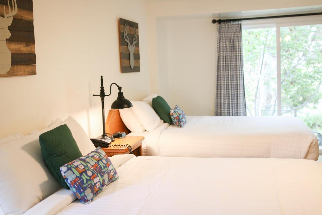 Buckeye Tree Lodge Three Rivers Ngoại thất bức ảnh