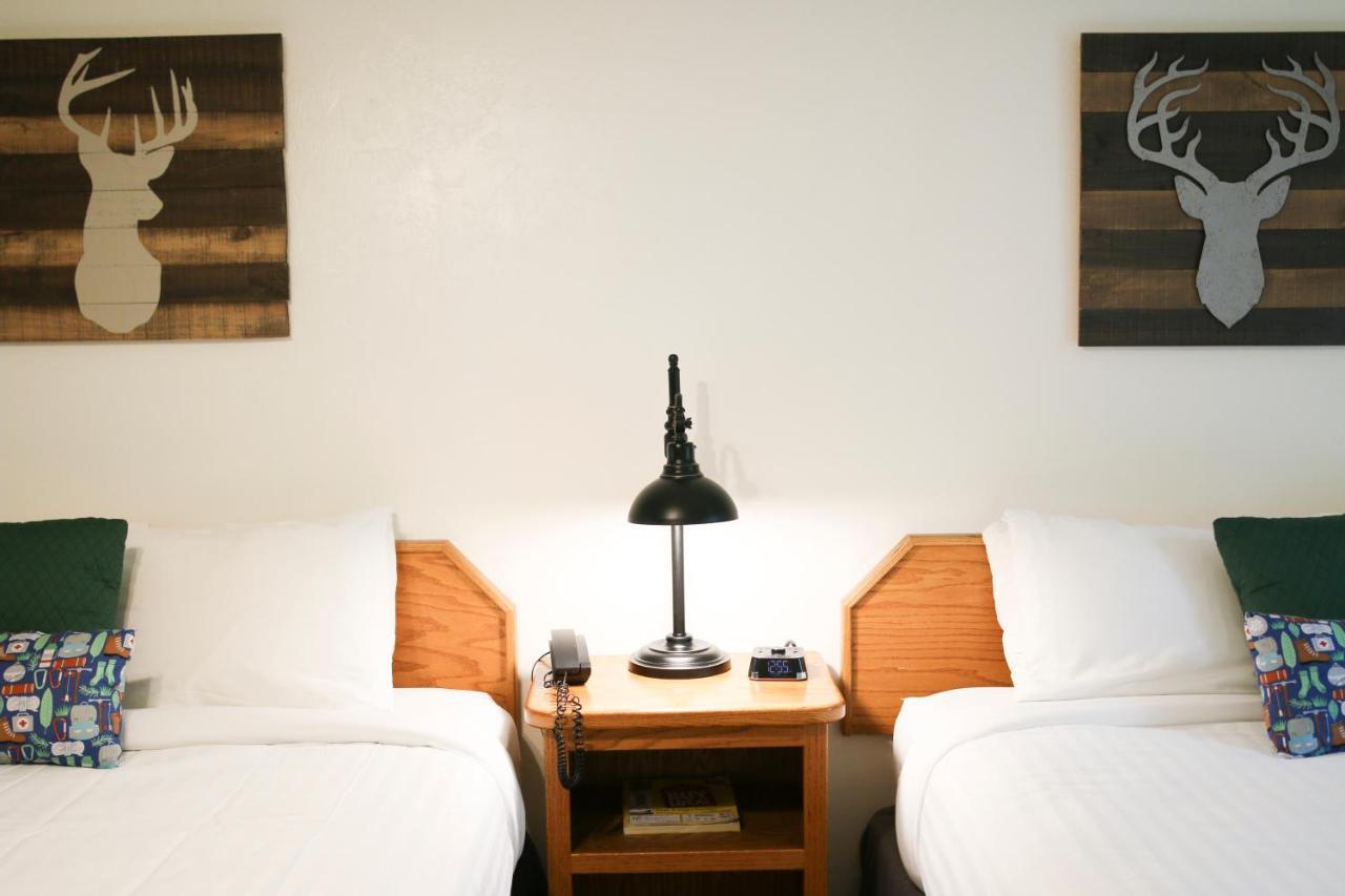Buckeye Tree Lodge Three Rivers Ngoại thất bức ảnh